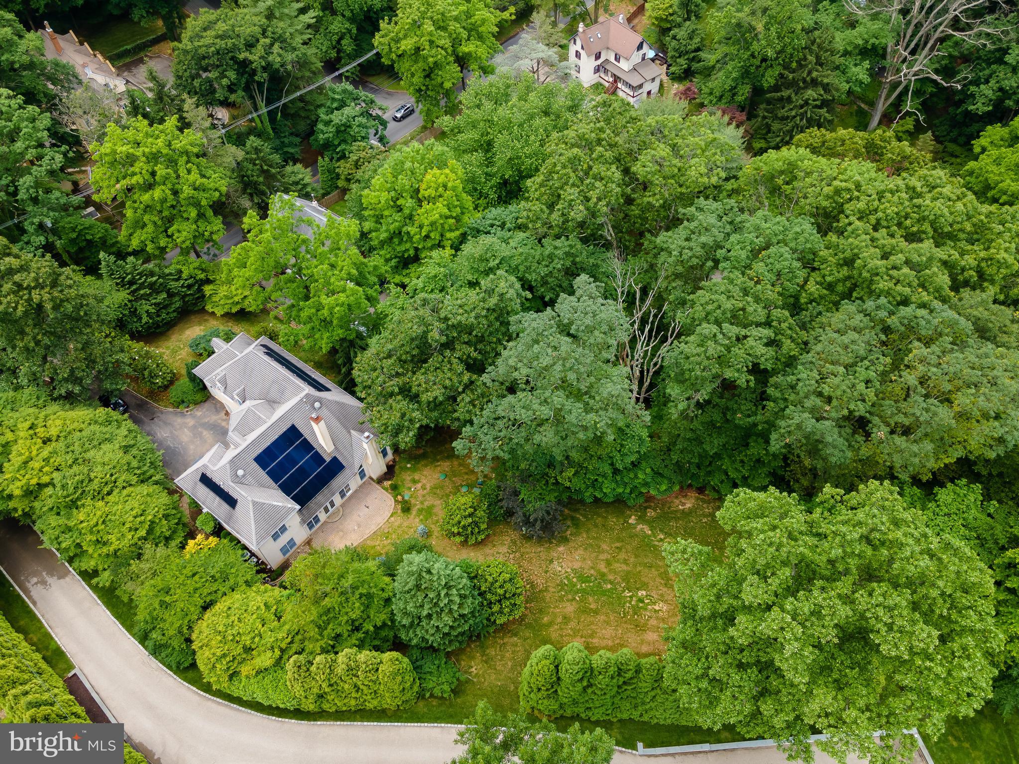 THE WOODS - Residential