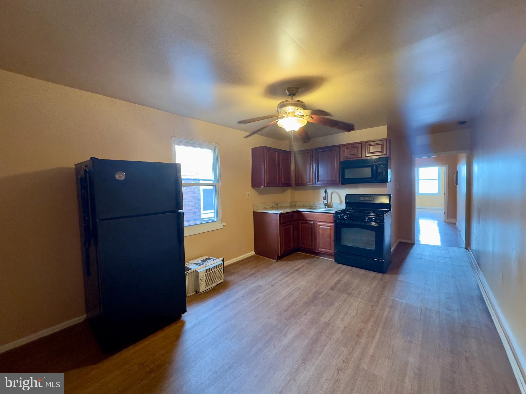 HIGHLANDTOWN - Residential Lease