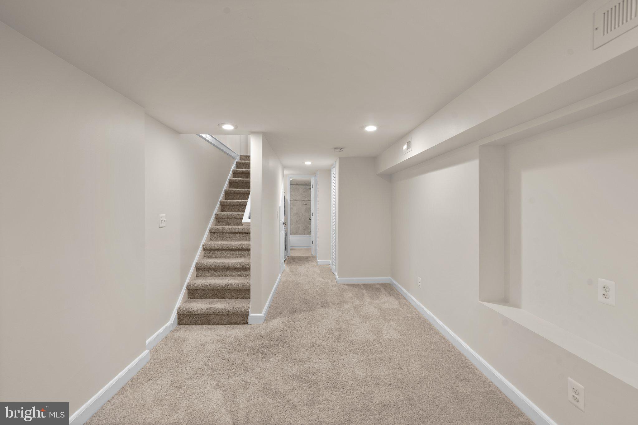 BARCLAY - Residential