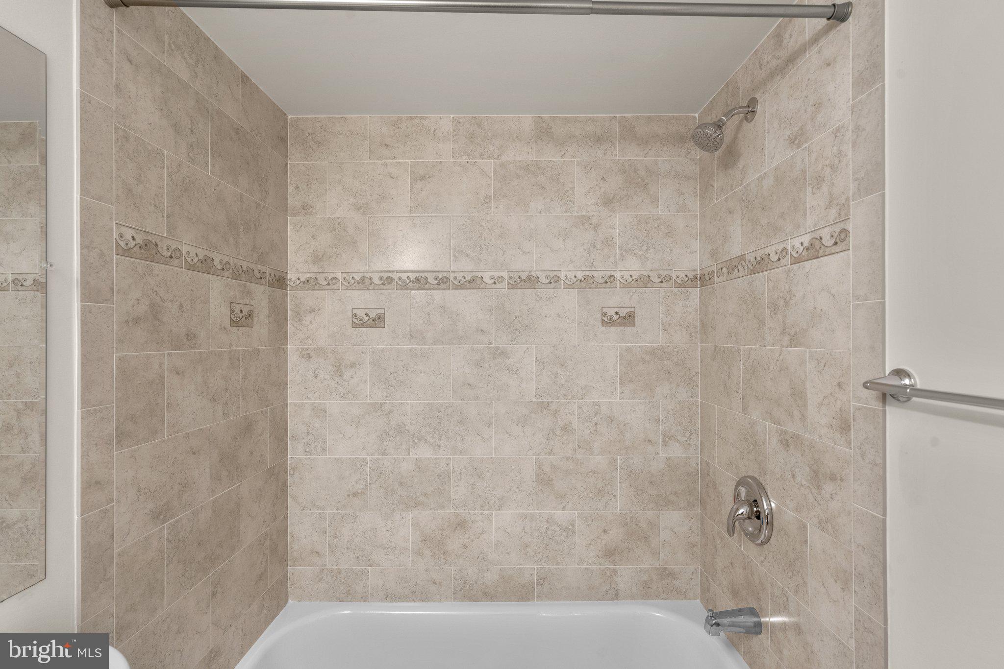 BARCLAY - Residential