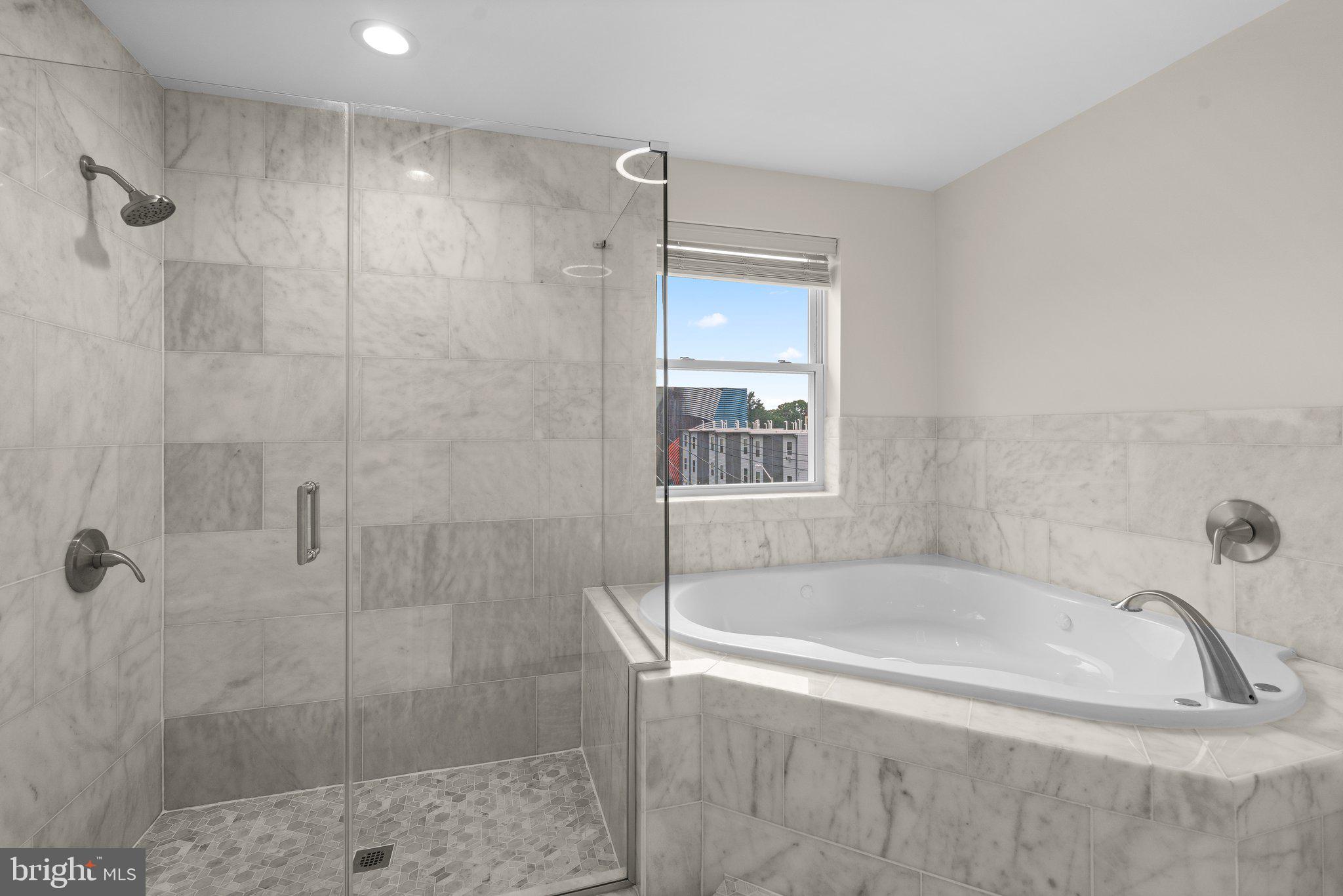 BARCLAY - Residential