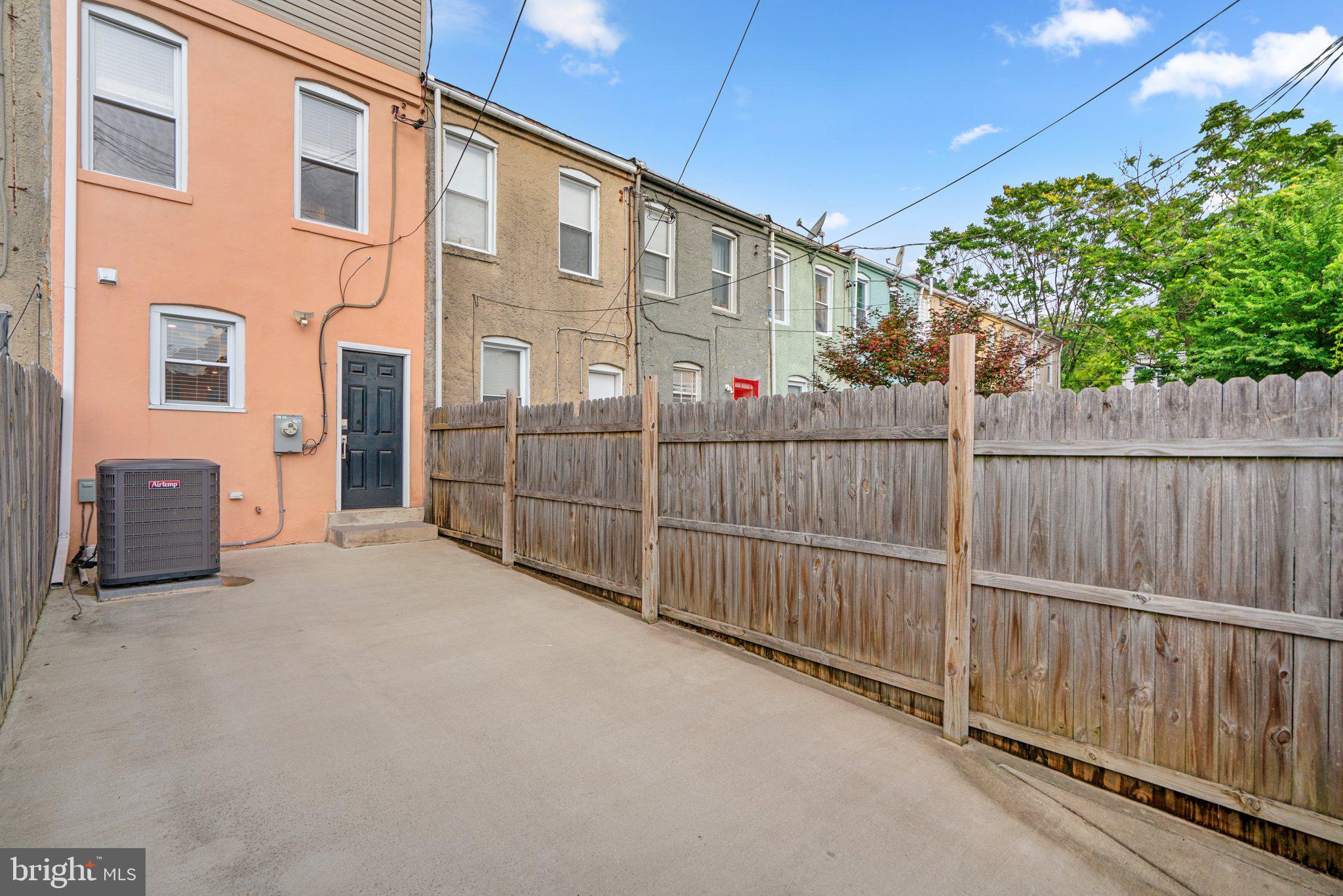 BARCLAY - Residential