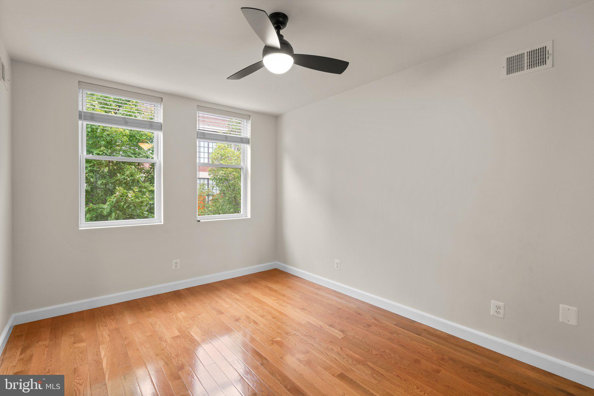 BARCLAY - Residential