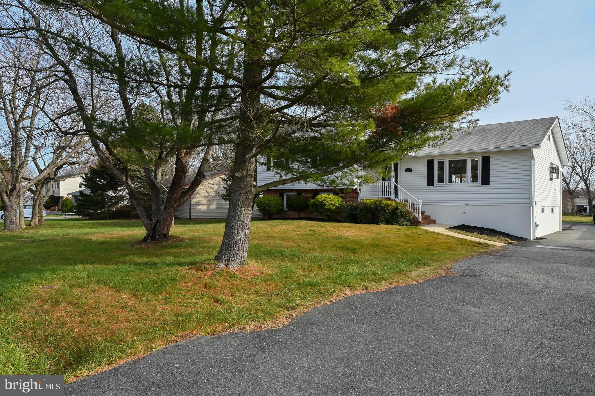 CLOVERFIELDS - Residential