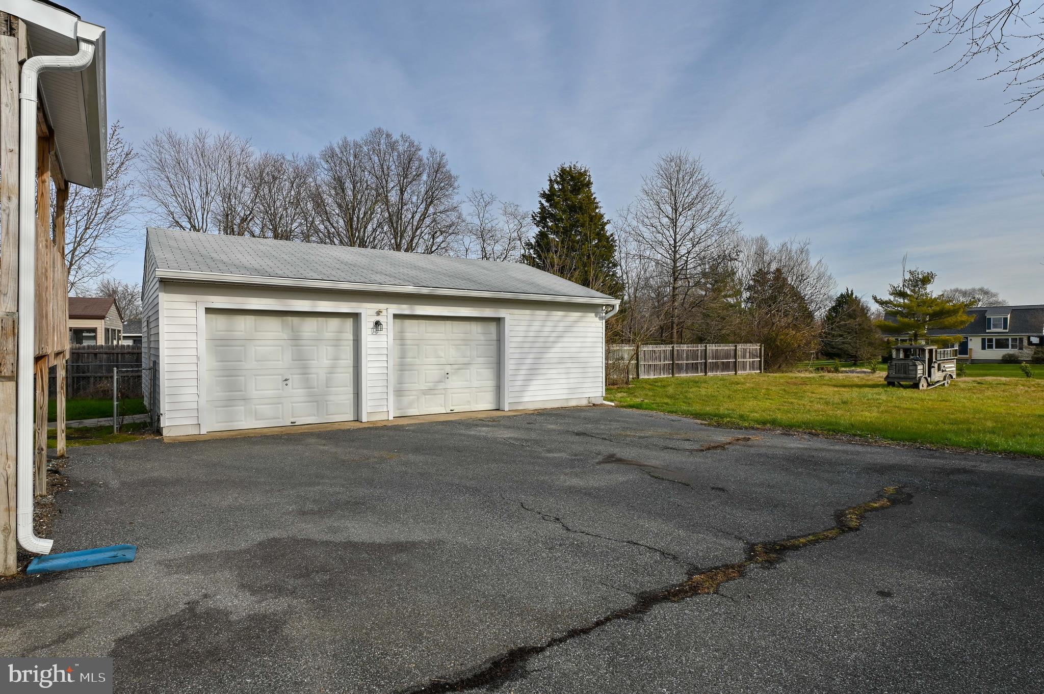 CLOVERFIELDS - Residential