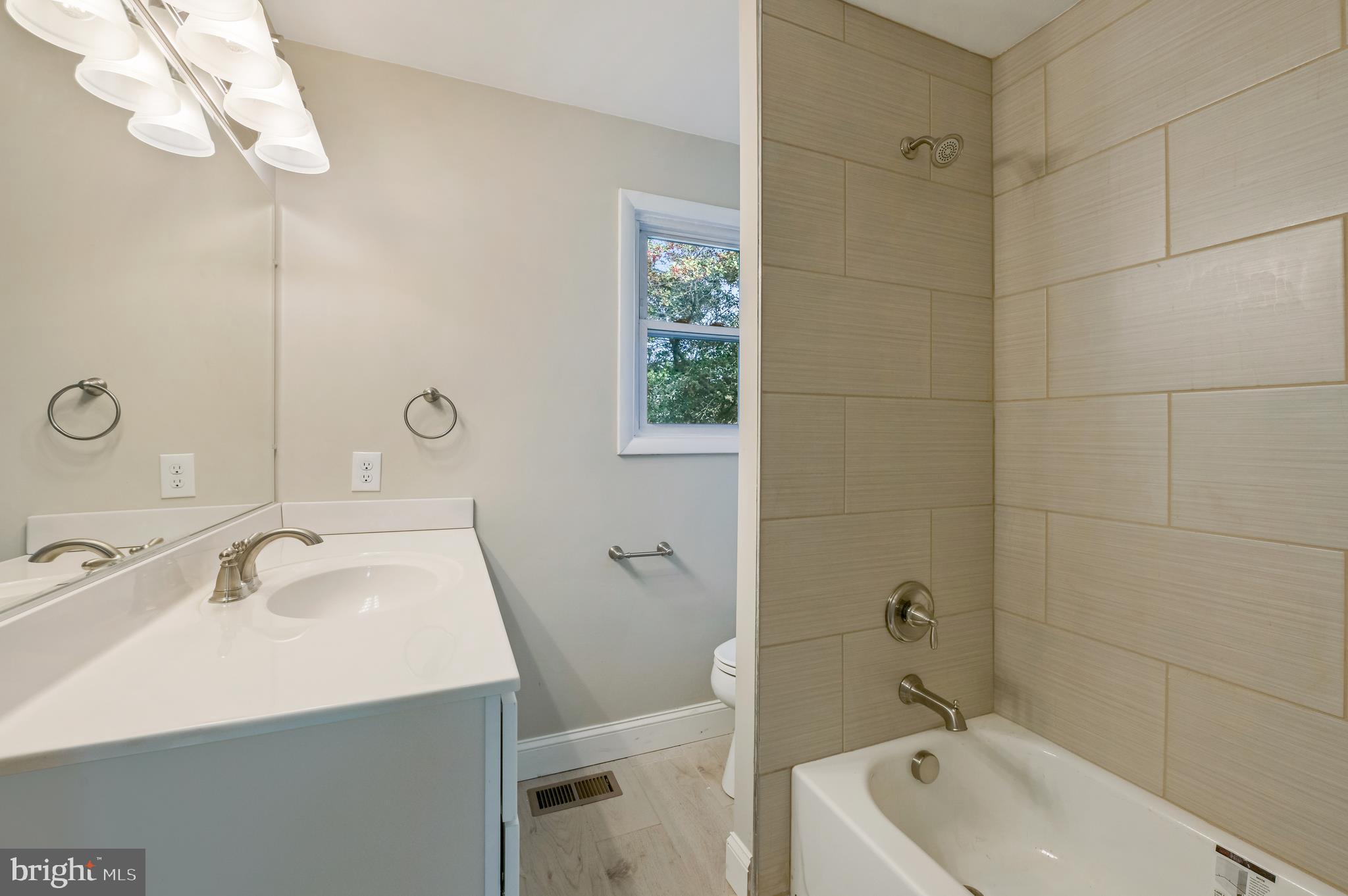 CLOVERFIELDS - Residential