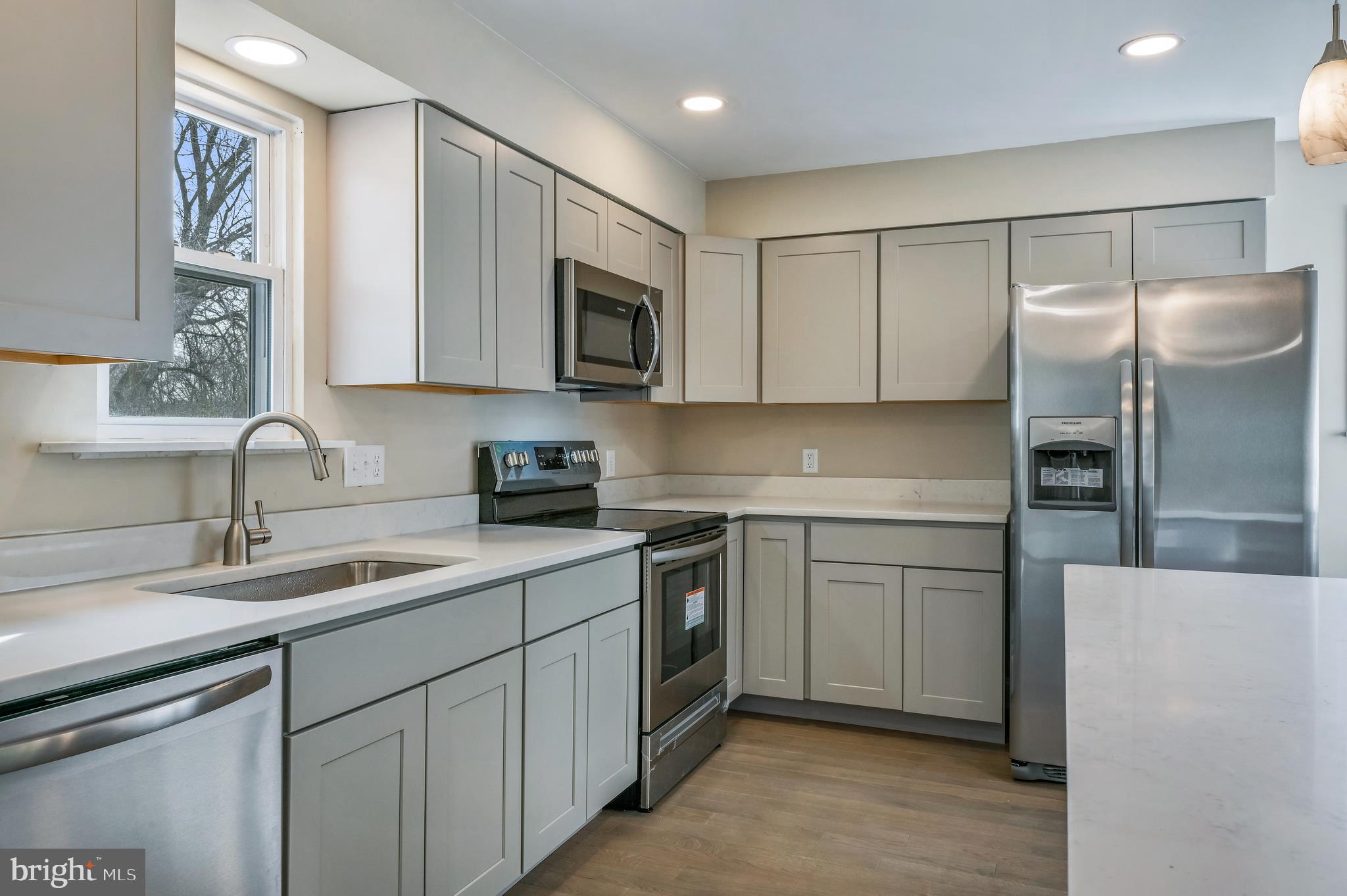 CLOVERFIELDS - Residential