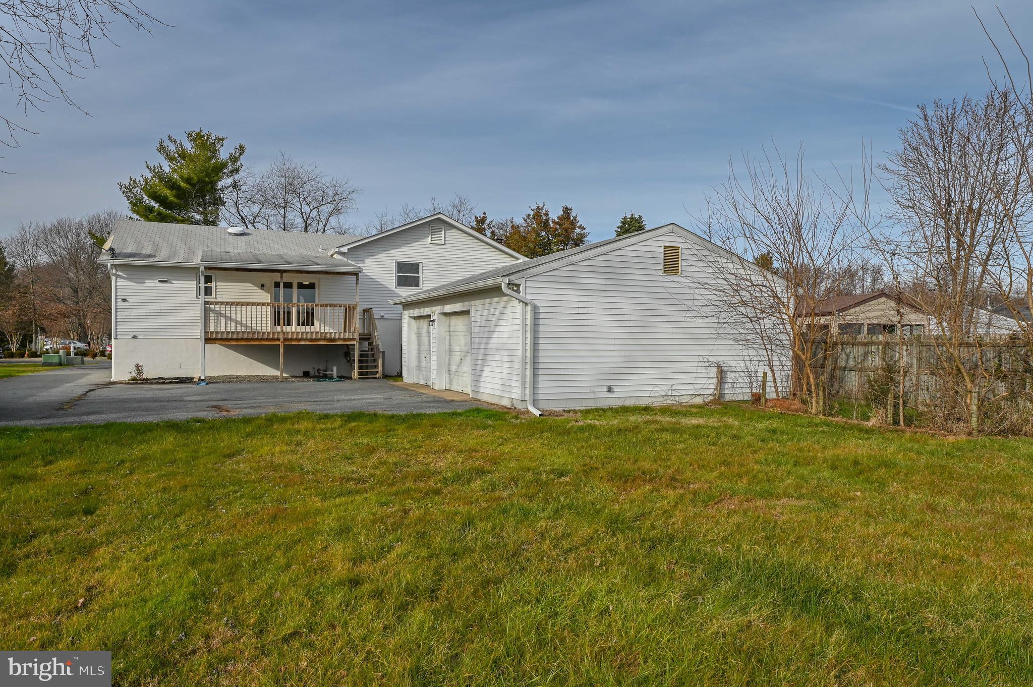 CLOVERFIELDS - Residential