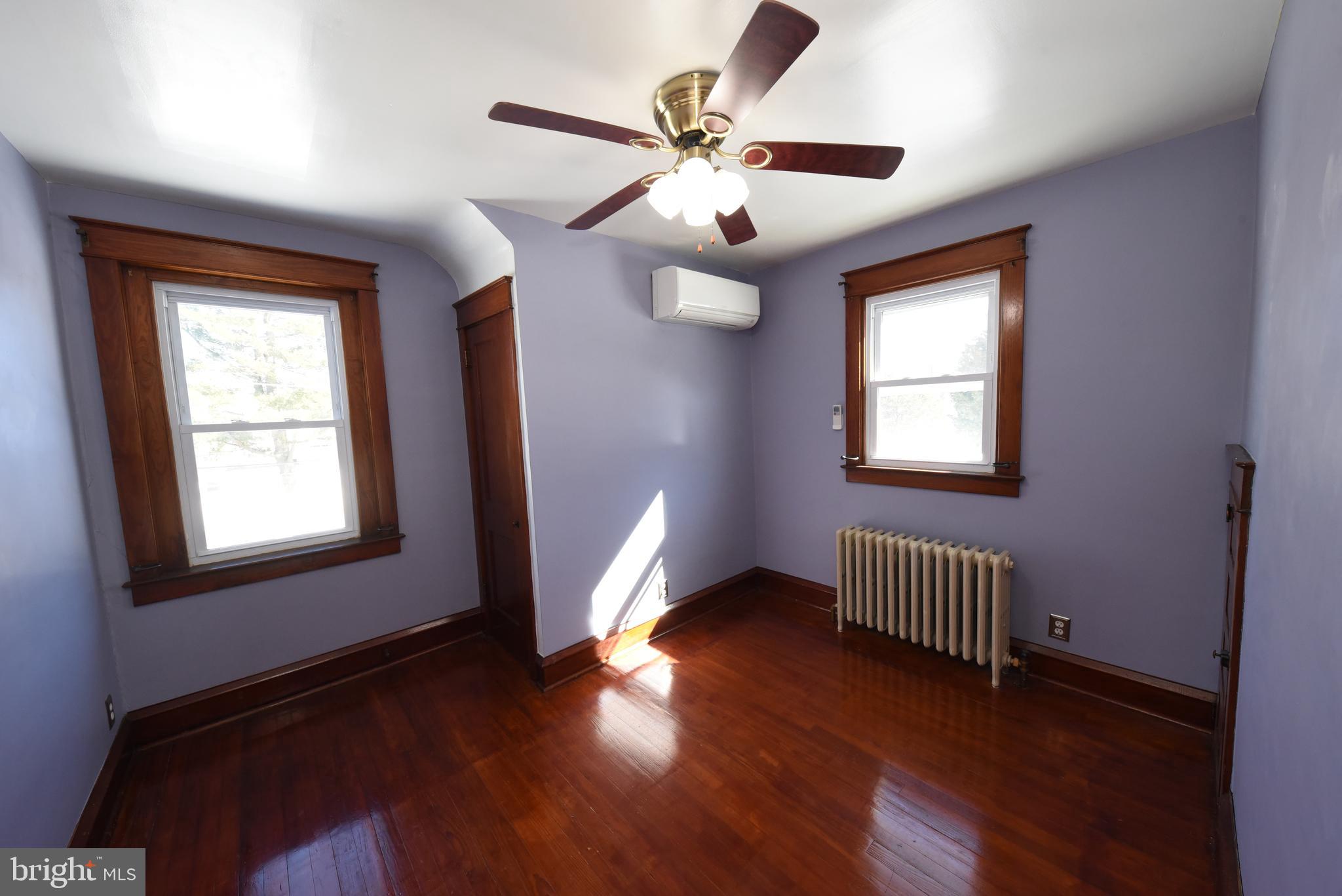 STURBRIDGE MANOR - Residential