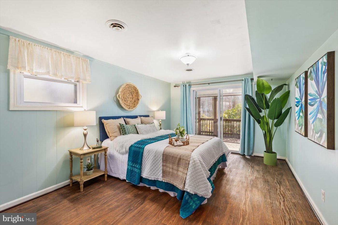 LAKE OF THE WOODS - Residential