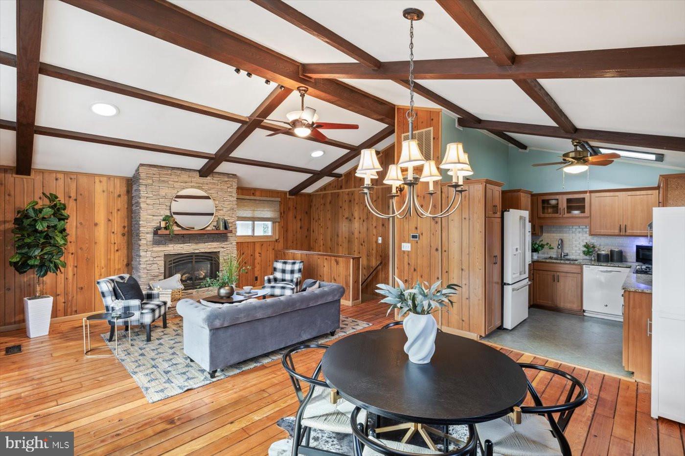 LAKE OF THE WOODS - Residential