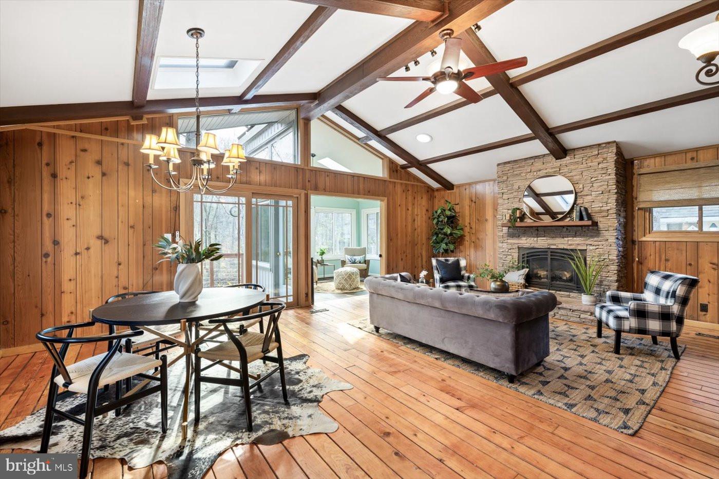 LAKE OF THE WOODS - Residential