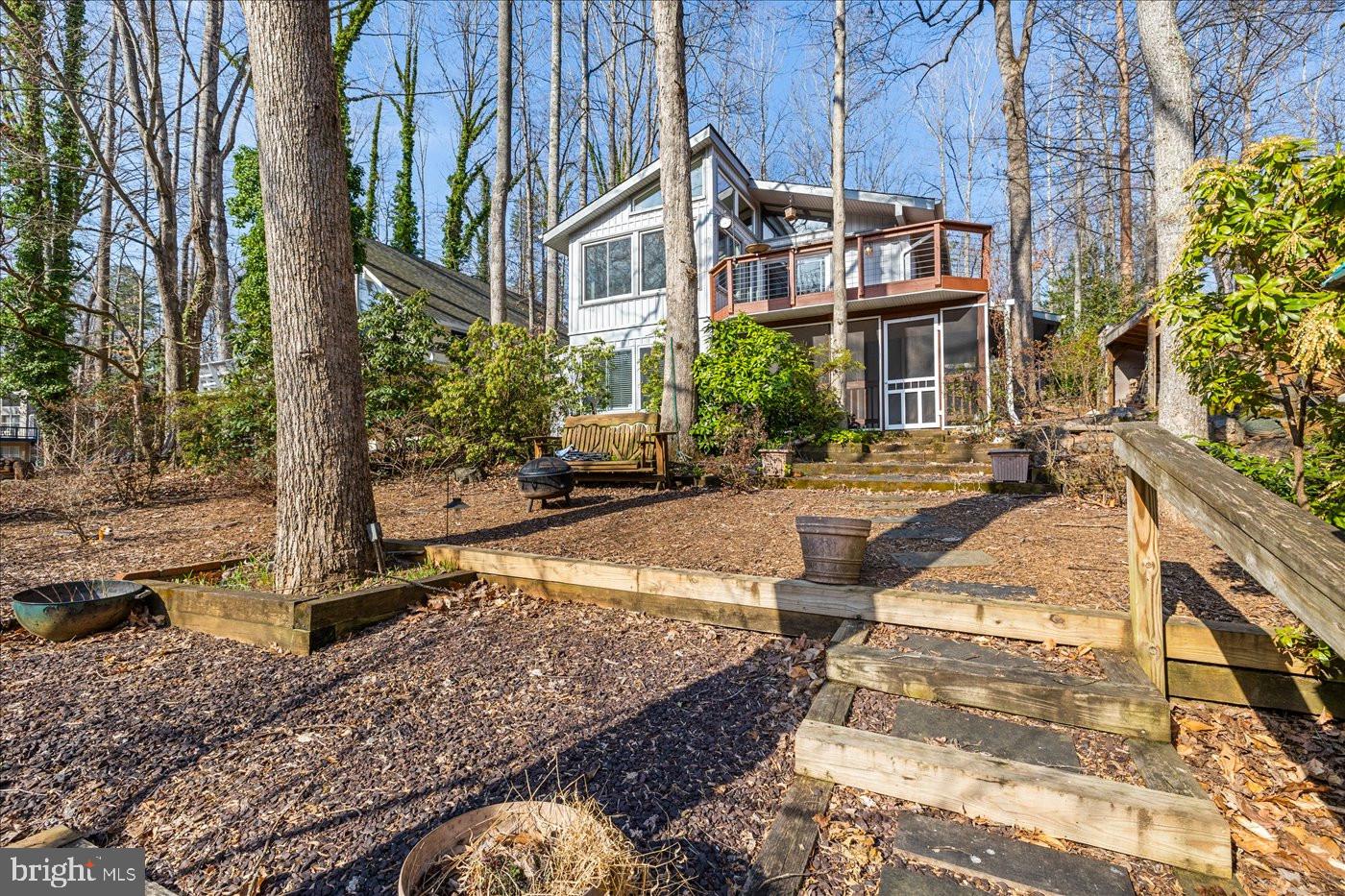 LAKE OF THE WOODS - Residential