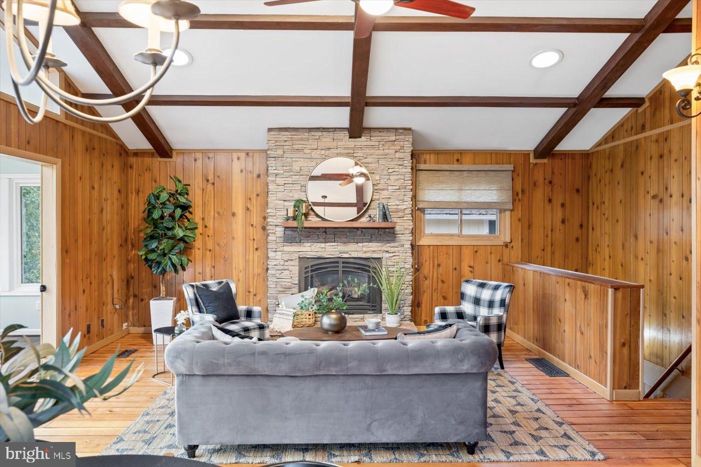 LAKE OF THE WOODS - Residential