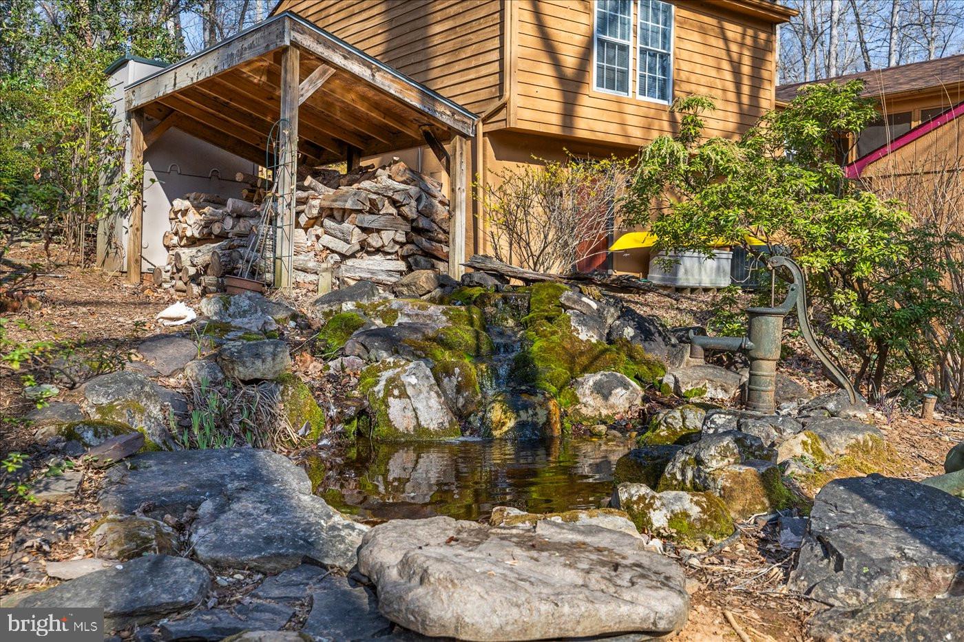 LAKE OF THE WOODS - Residential