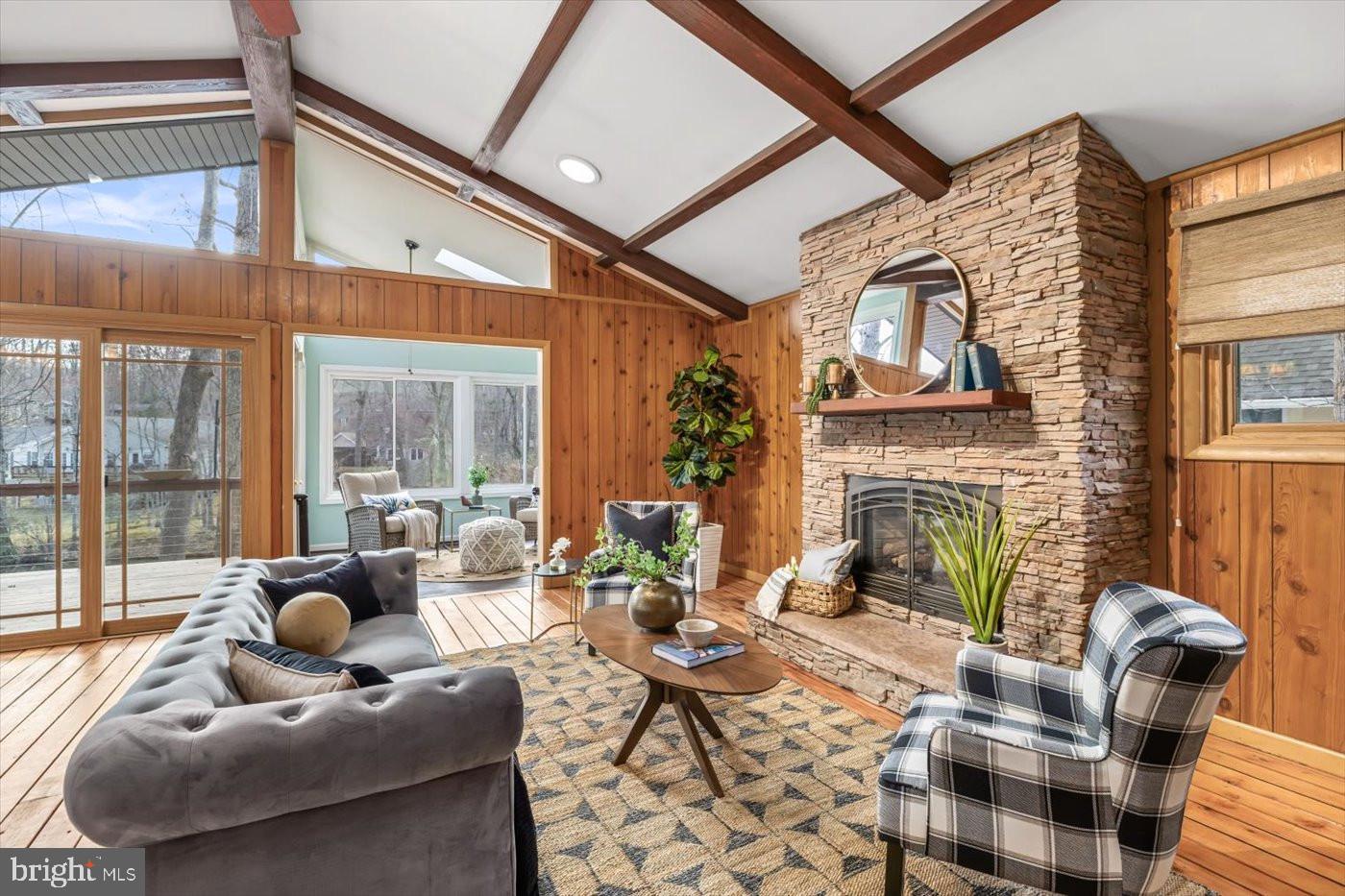 LAKE OF THE WOODS - Residential