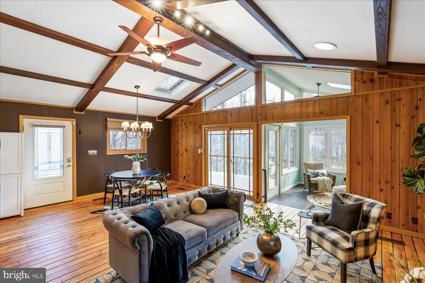 LAKE OF THE WOODS - Residential