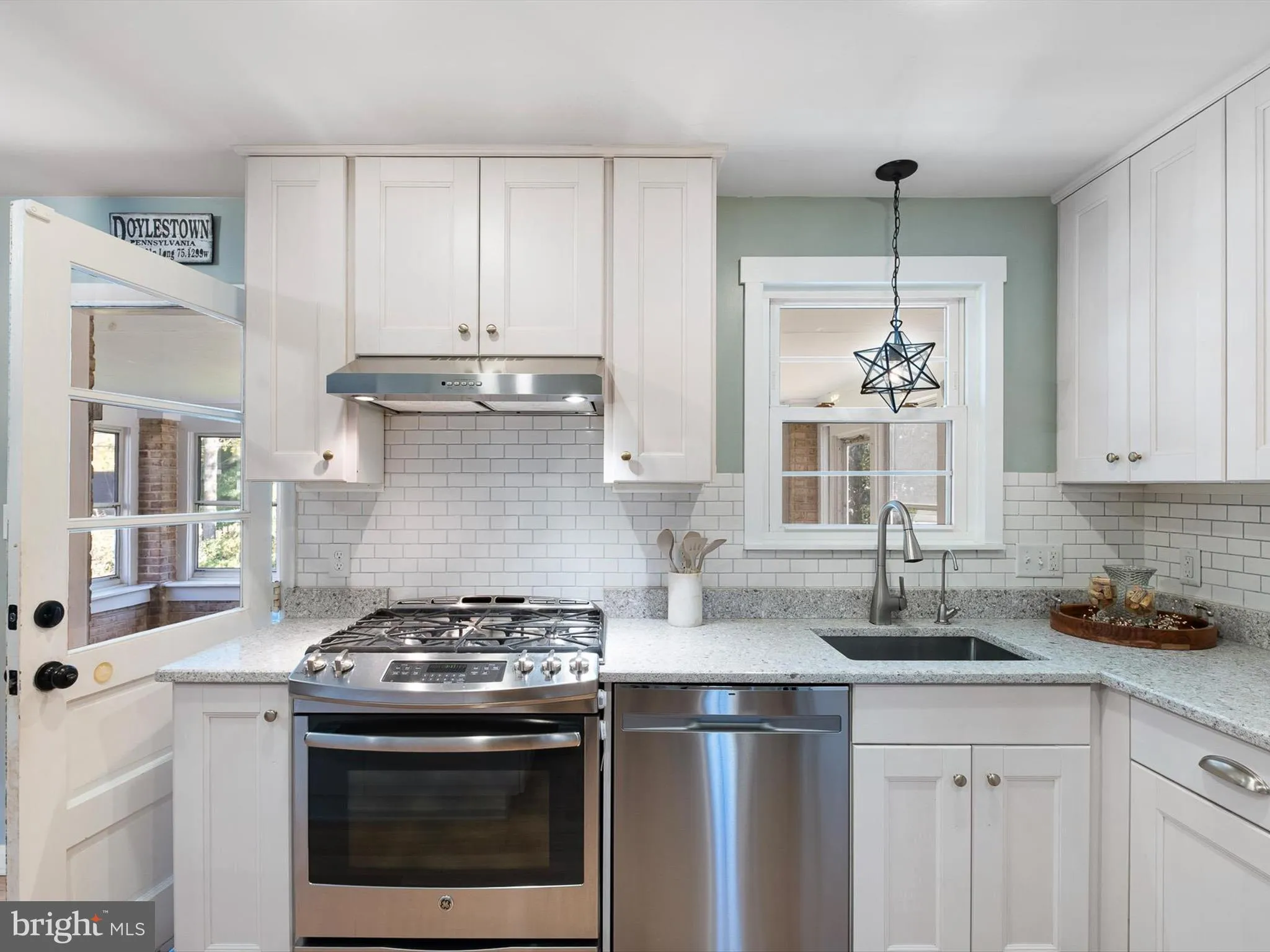 Wilmington, Delaware 19803, United States, 4 Bedrooms Bedrooms, ,3 BathroomsBathrooms,Residential,Coming Soon,230475