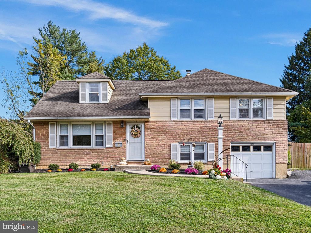 Photo of 1218 Winstead Road, WILMINGTON, DE 19803 (MLS # DENC2091368)