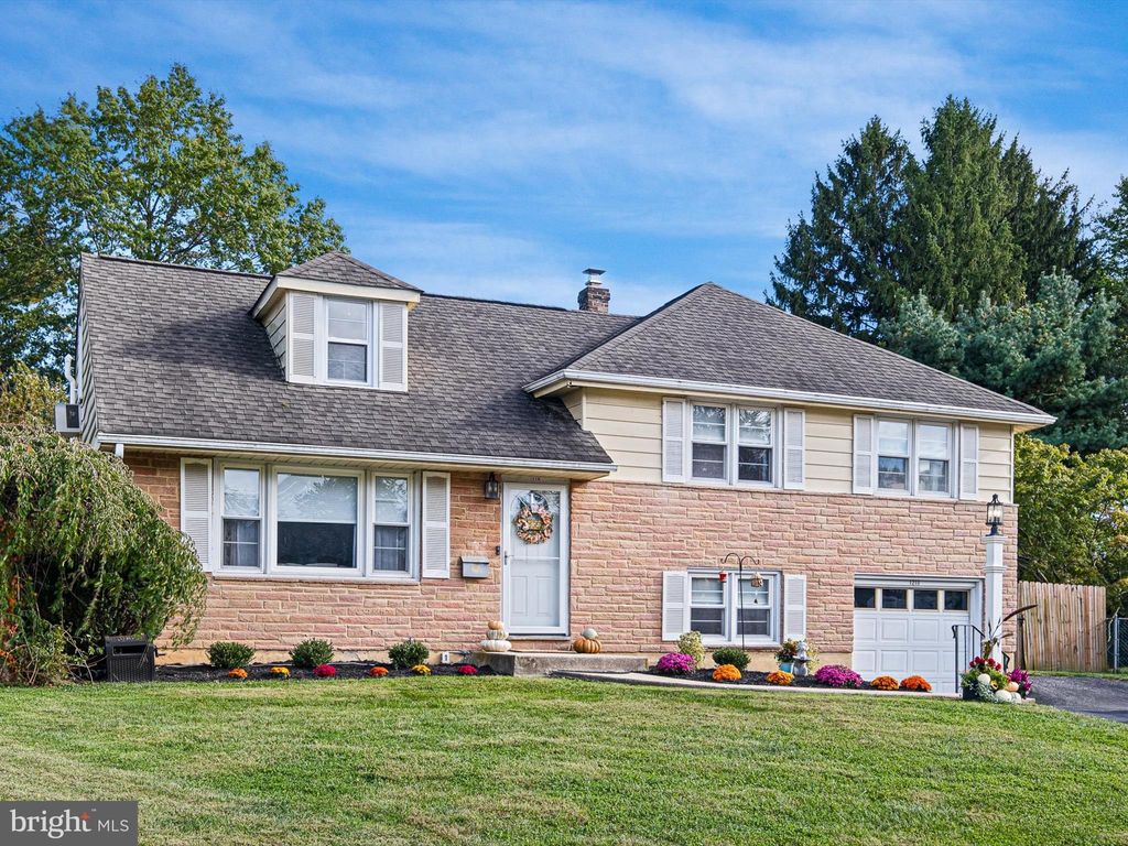 Photo of 1218 Winstead Road, WILMINGTON, DE 19803 (MLS # DENC2091368)