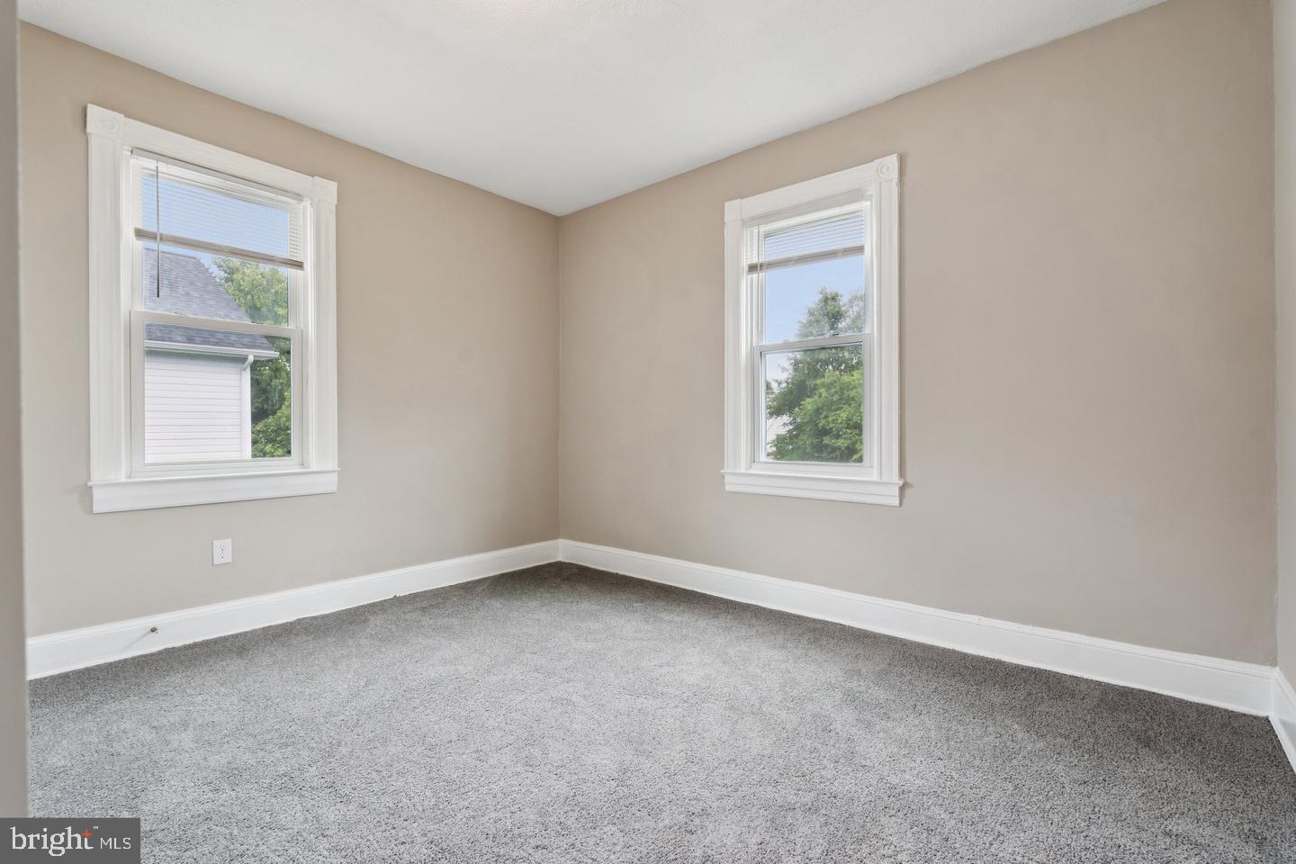 LAURAVILLE HISTORIC DISTRICT - Residential Income