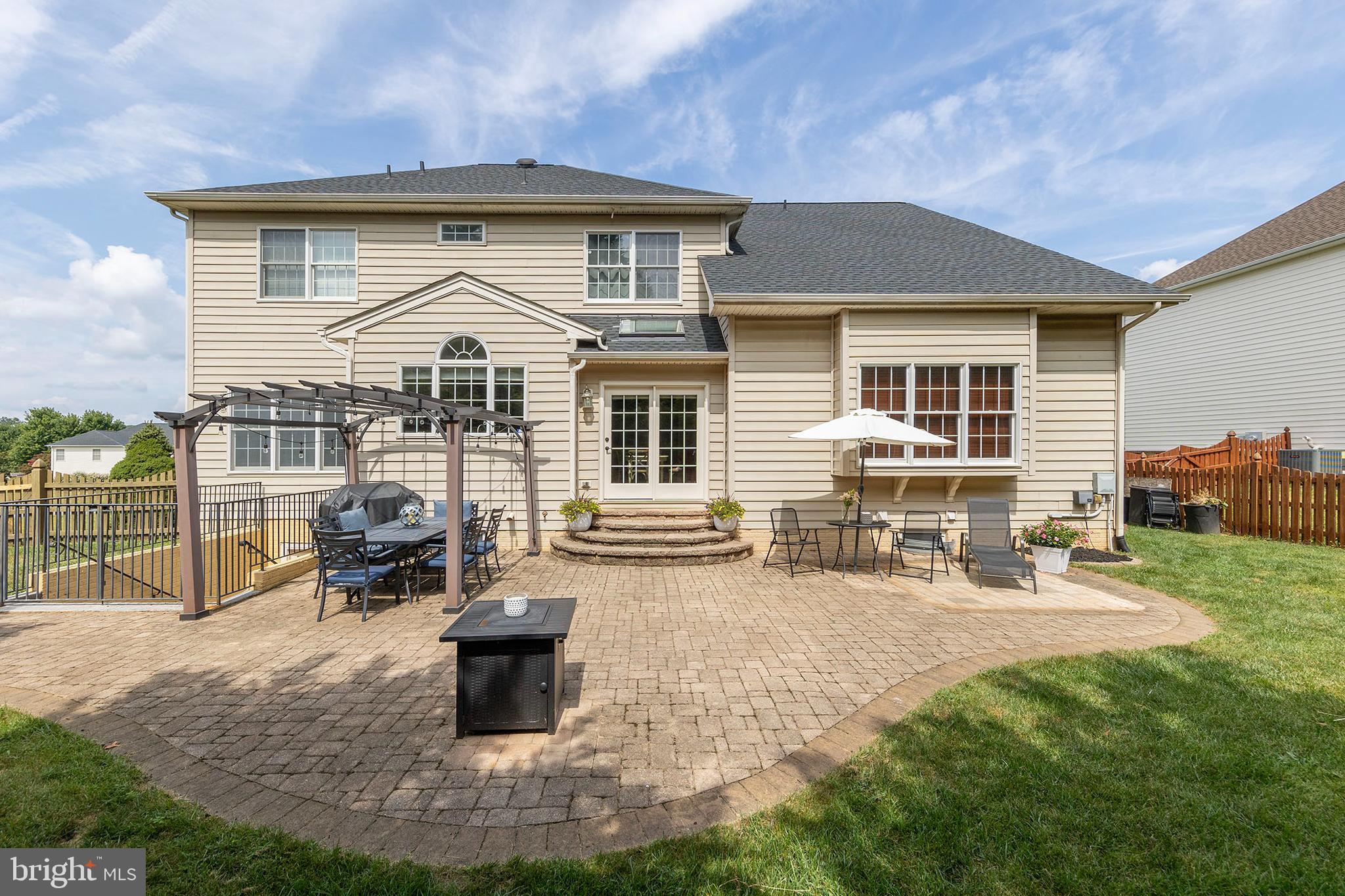 2530 GOLDENFIELD LANE