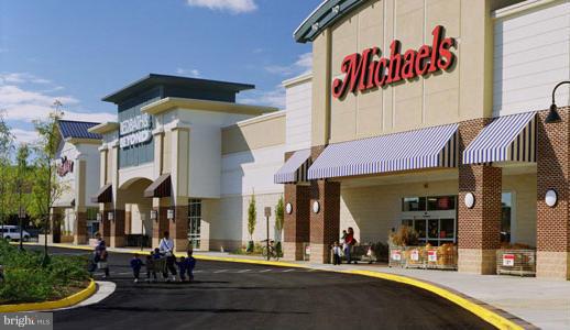 SOUTH MEADOWS - Residential