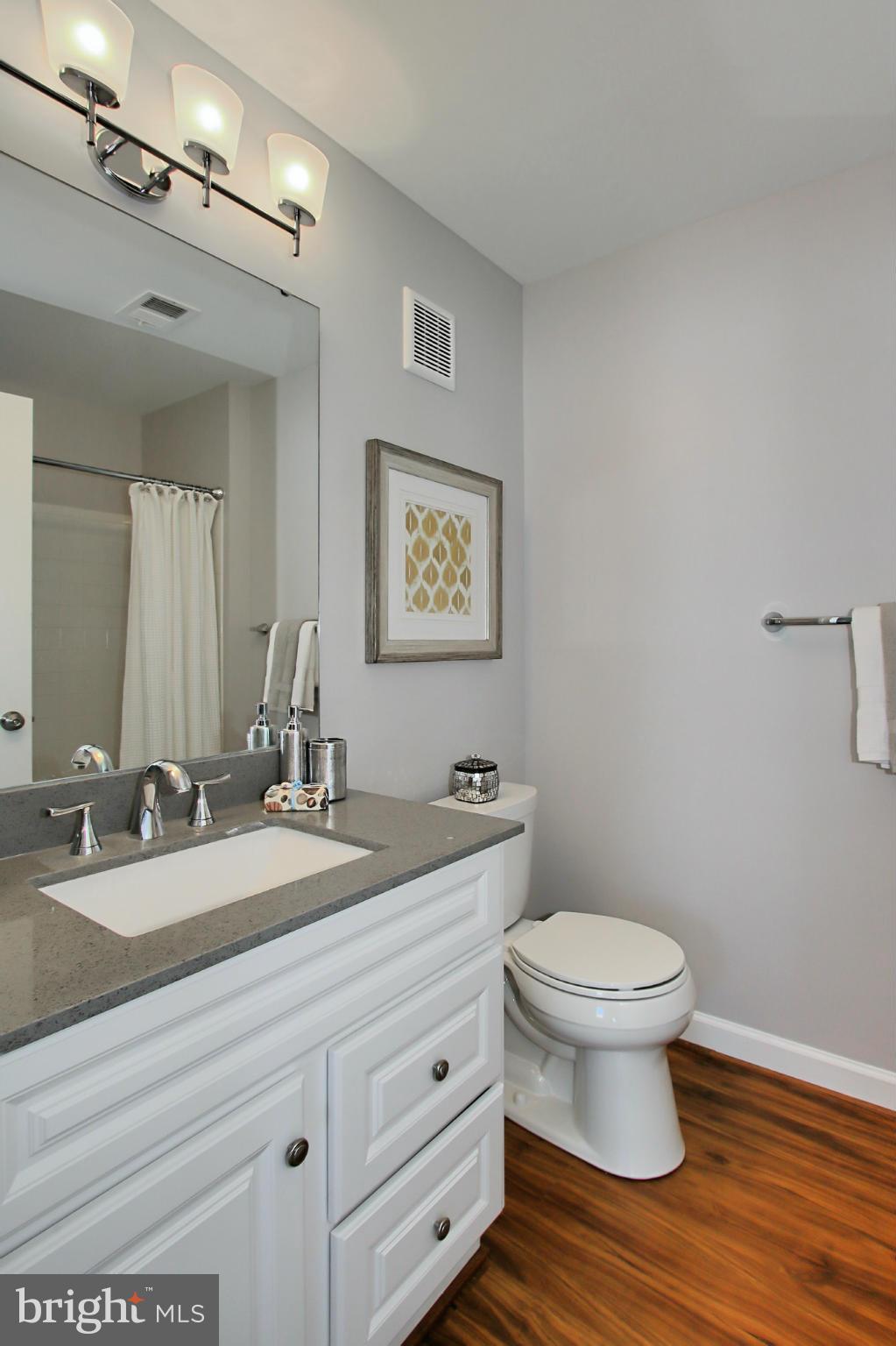 SOUTH MEADOWS - Residential