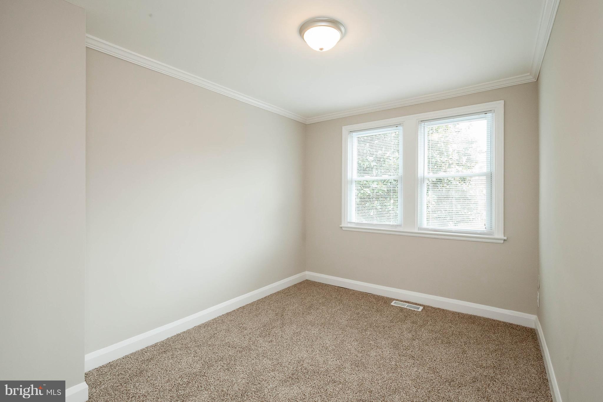 NORTHWOOD - Residential