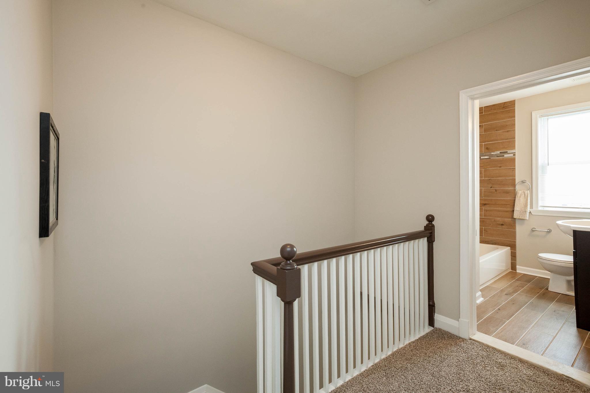 NORTHWOOD - Residential