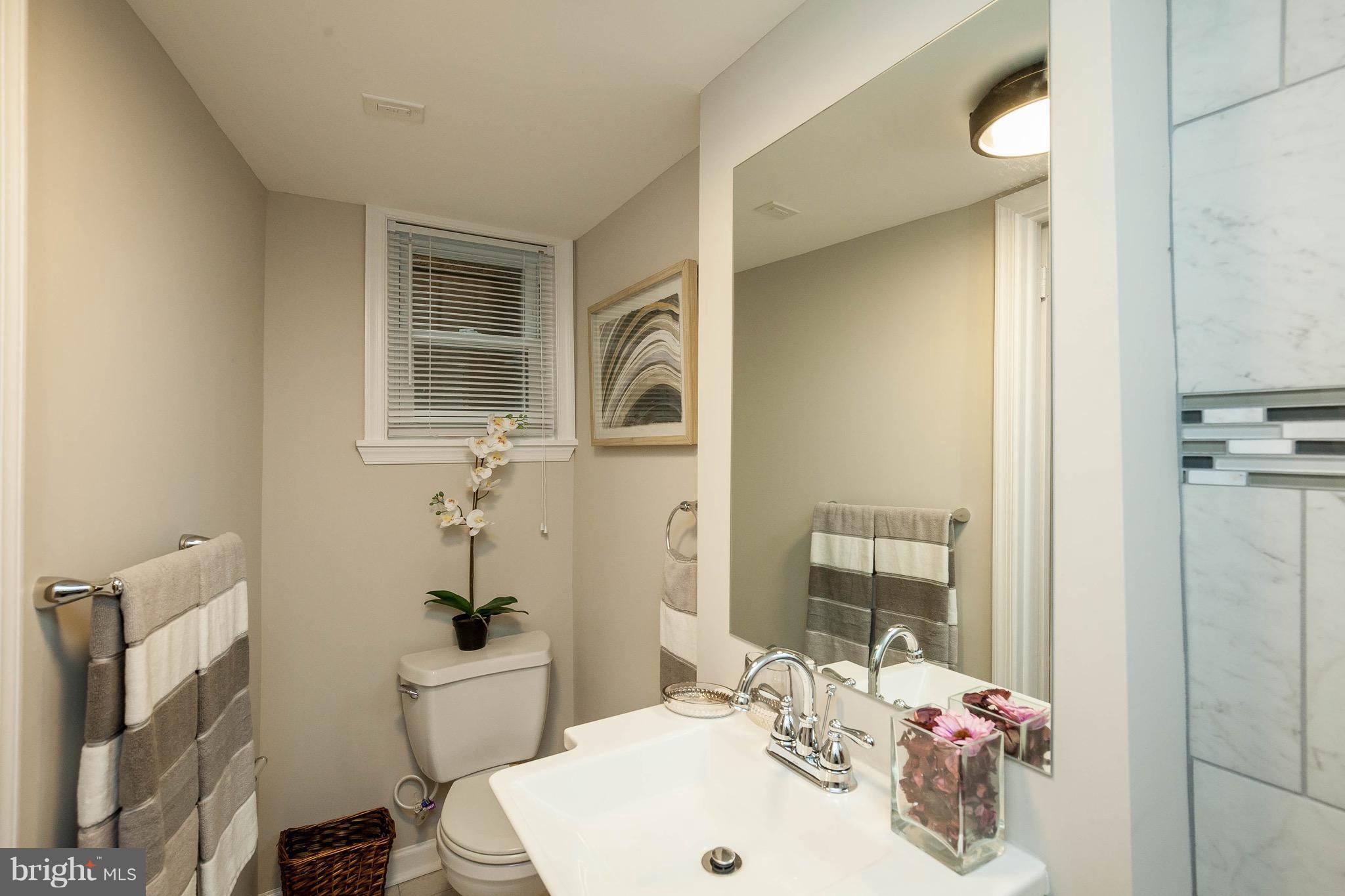 NORTHWOOD - Residential