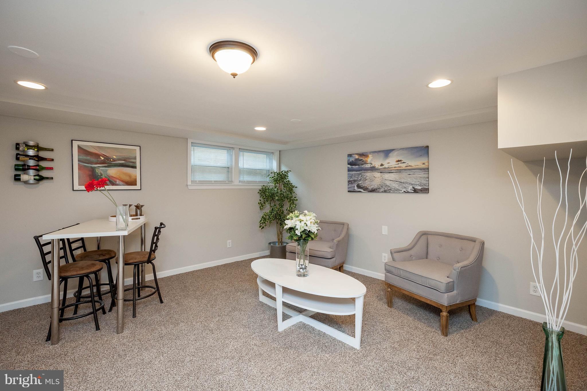 NORTHWOOD - Residential