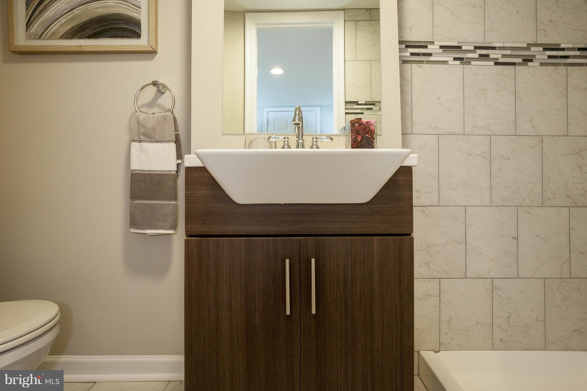 NORTHWOOD - Residential