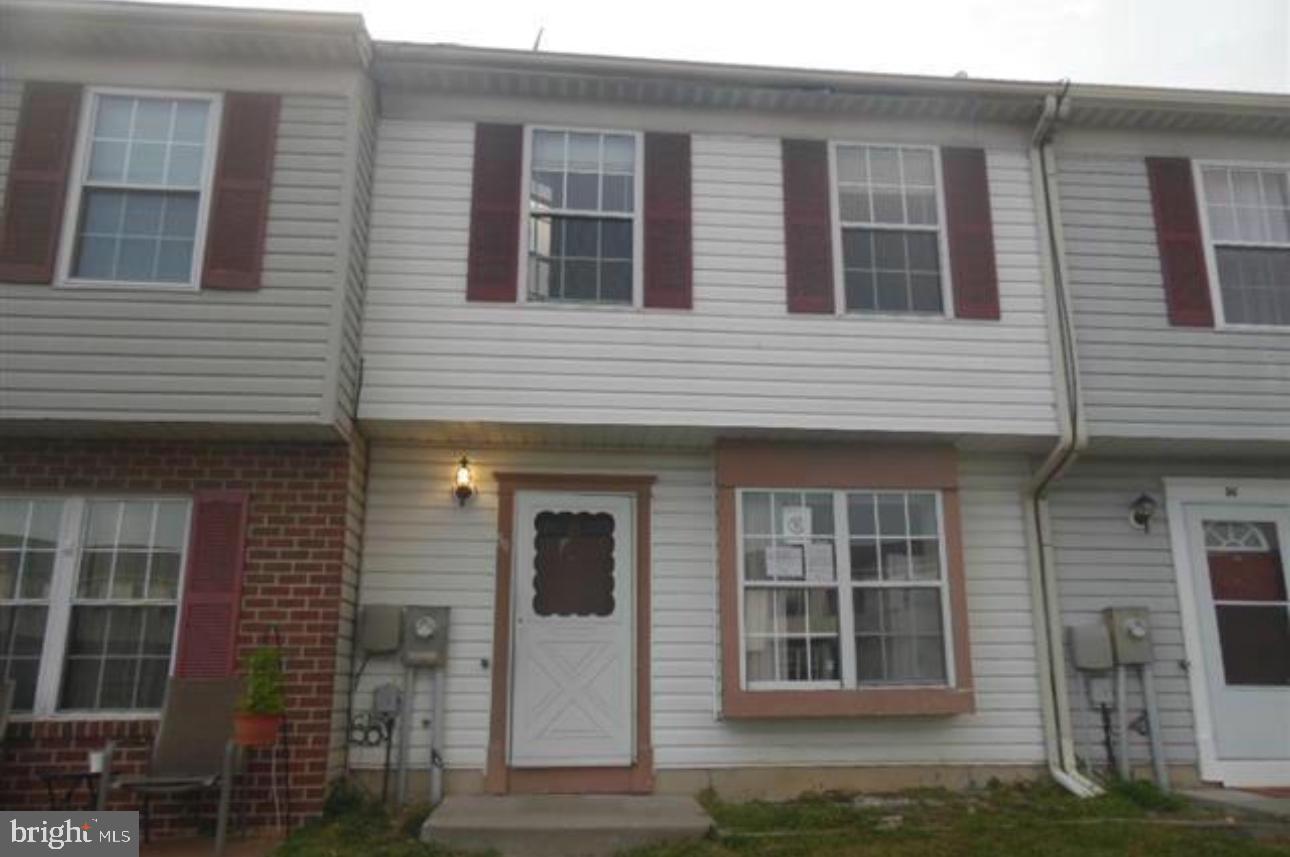Investor Opportunity in Middle River – Cash Flow & Growth!
Discover an ideal value-add opportunity in the Village of Pawnee: a 3-bedroom, 1.5-bath, 1990-built townhome with approximately 1,122 sq ft of living space. Previously purchased for just $62,000 (2015), today’s estimated value sits near $211,000—highlighting significant appreciation potential.
Key Features:
Functional open floor plan on the main level with slider access to a fenced backyard—perfect for tenant appeal.
Three upstairs bedrooms with ample closet space and 1.5 baths support spacious rental configurations.
Low HOA of $20/month helps maximize cash flow.
Investment Highlights:
Estimated rent of approximately $1,863/month—solid rental yield.
Convenient location near major commuting routes (Route 40, I-95), shopping, and transit.
Whether you’re looking to add to your rental portfolio or reposition via light cosmetic or interior updates, this property demands attention. A smart entry point into the growing Middle River market!