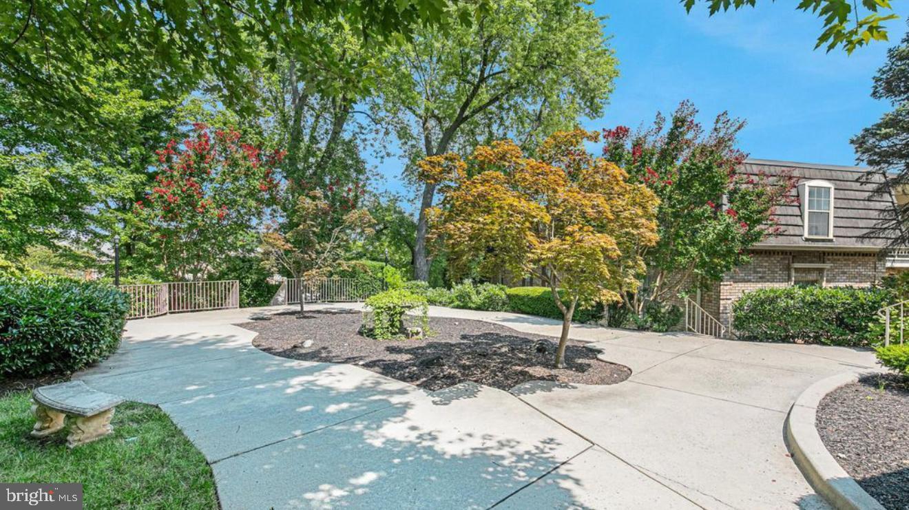 FALLS CHURCH - Residential Lease