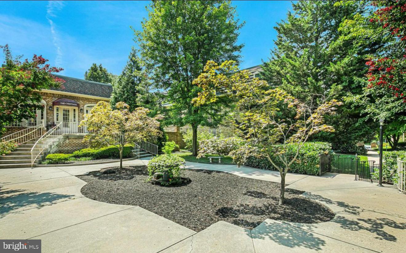 FALLS CHURCH - Residential Lease