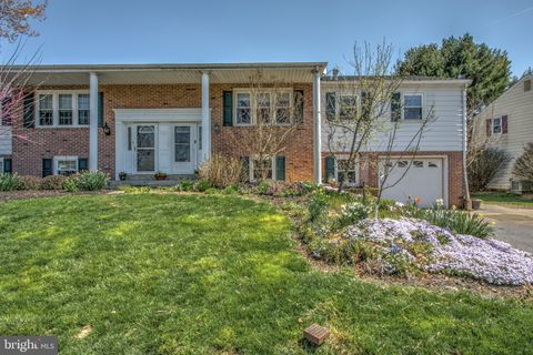 Photo of 871 HORNIG RD, LANCASTER, PA 17601 (MLS # PALA2033138)