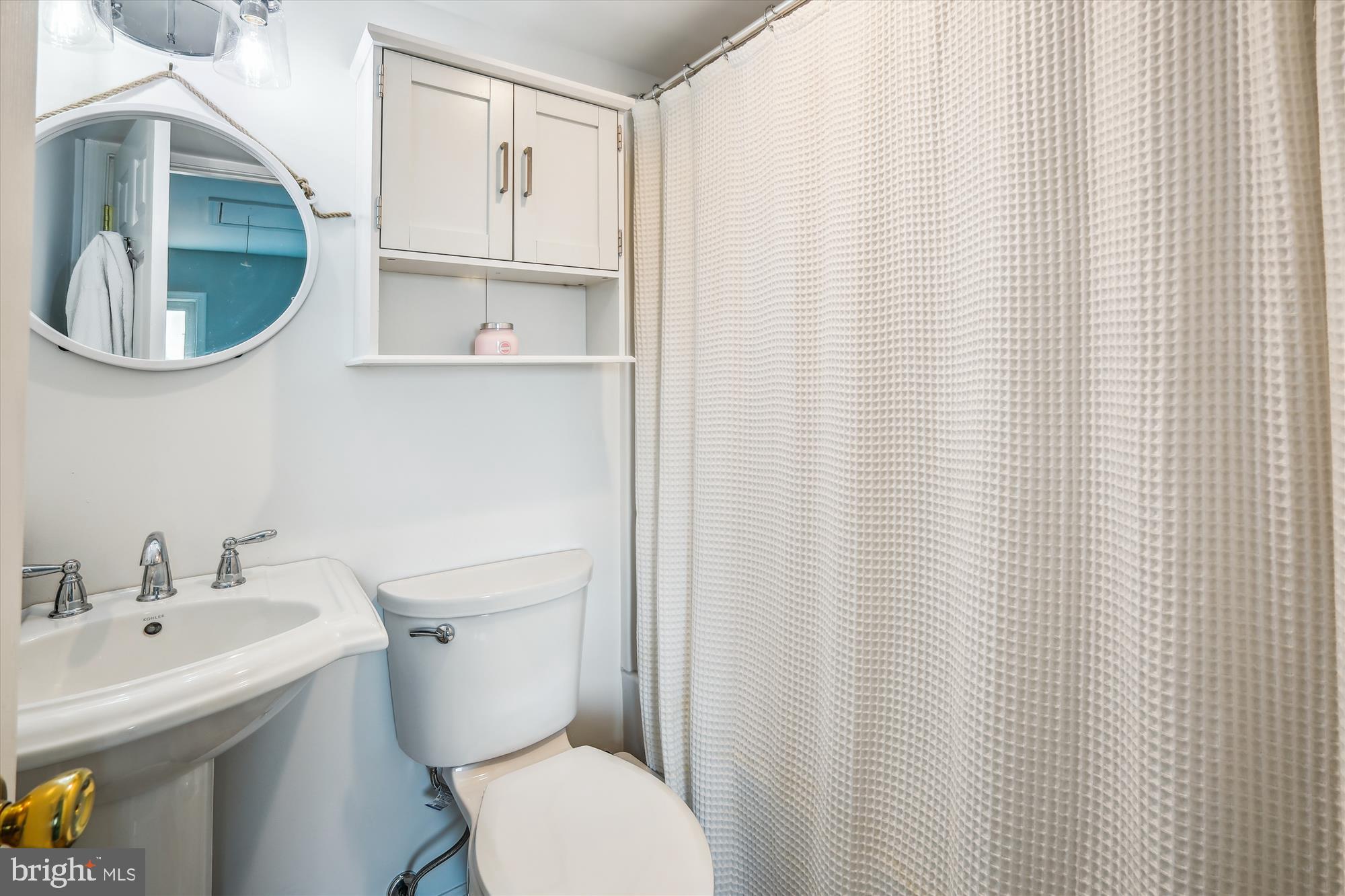 QUEENS LANDING - Residential