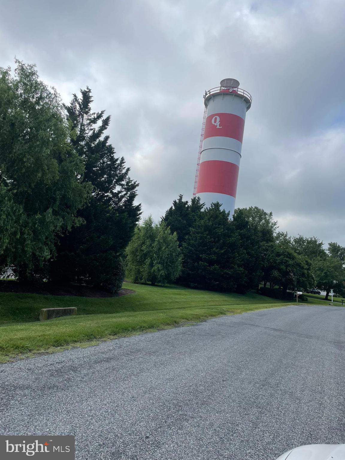 QUEENS LANDING - Residential