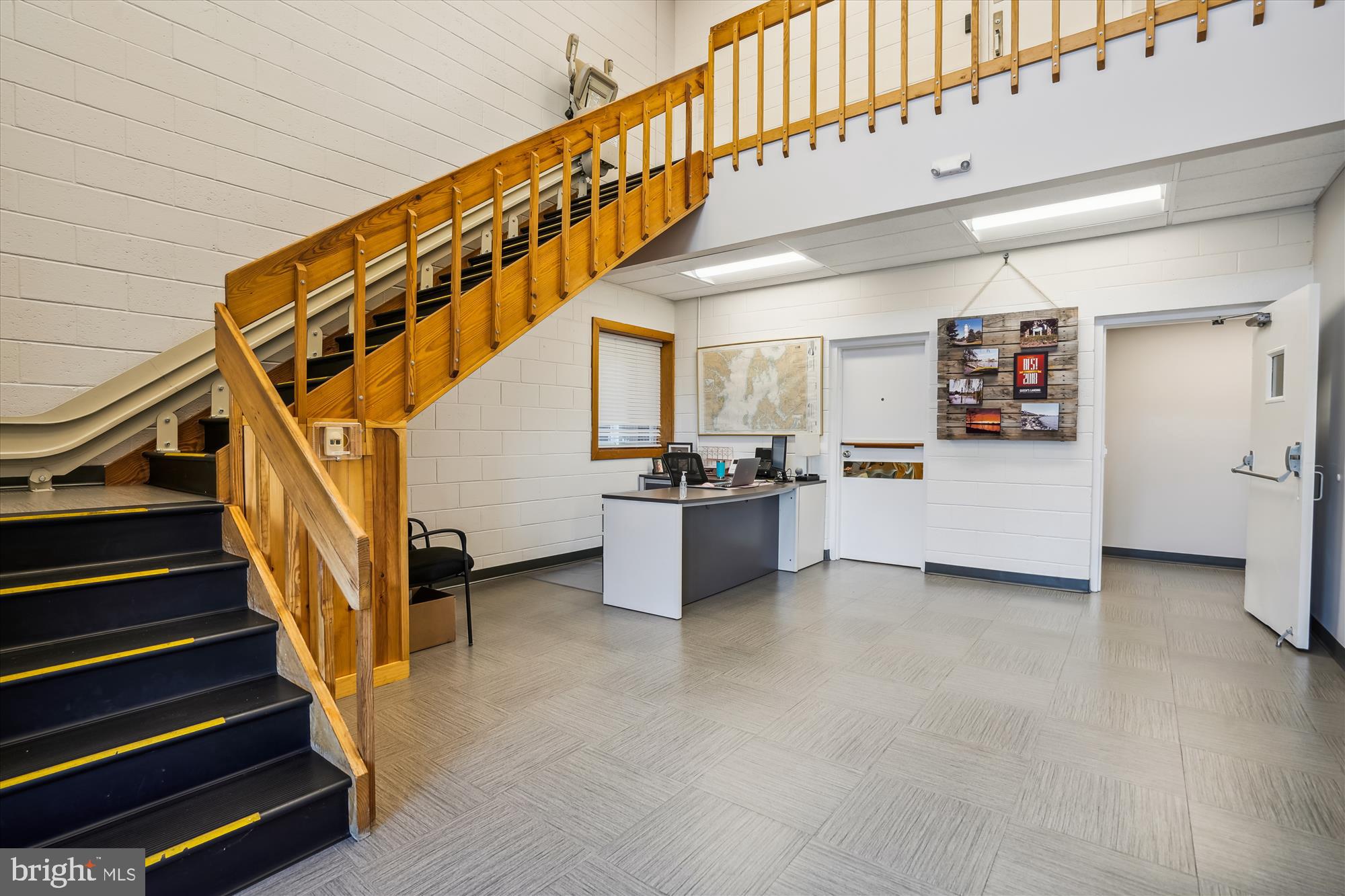 QUEENS LANDING - Residential