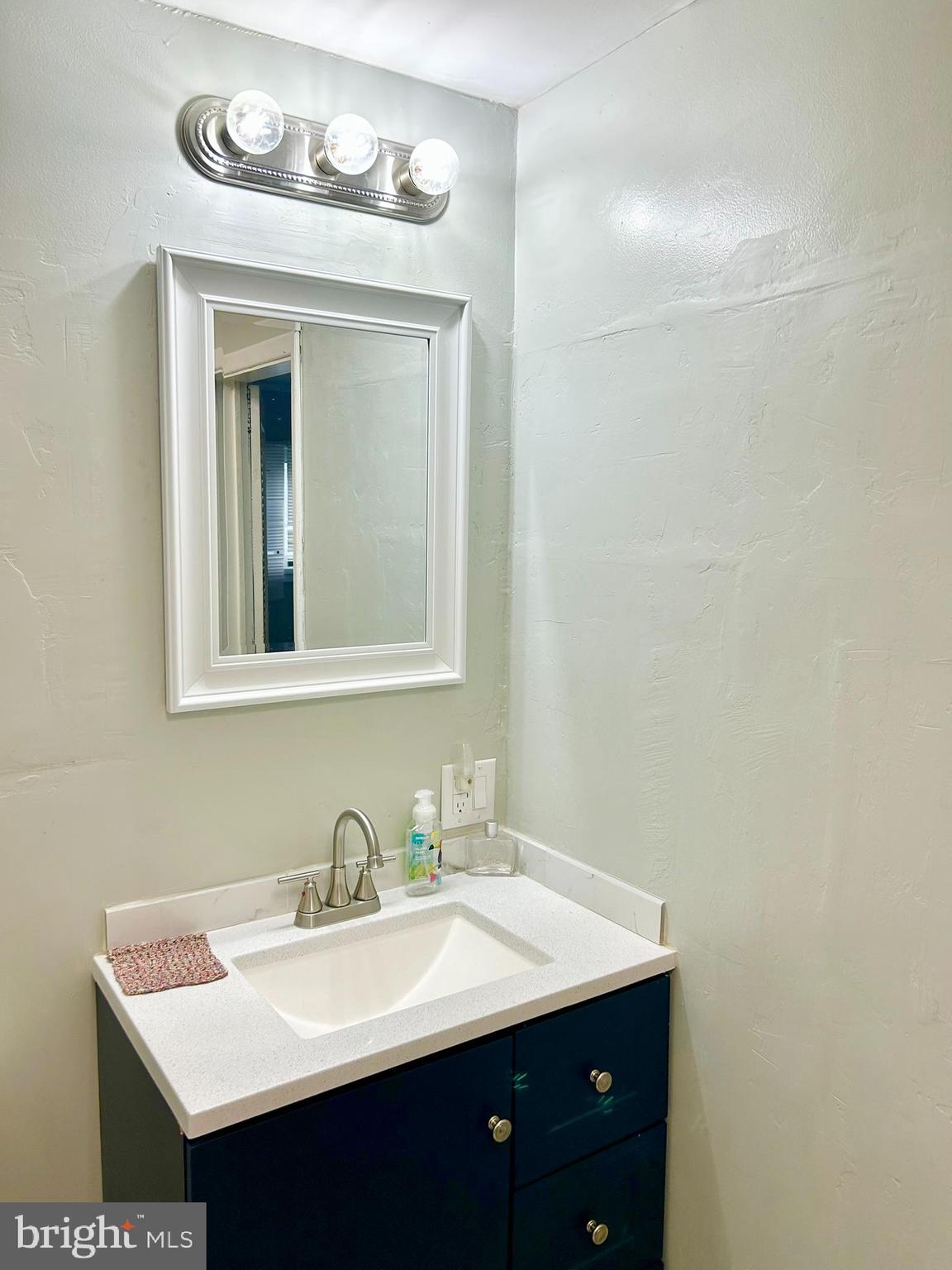 EDGEWATER - Residential