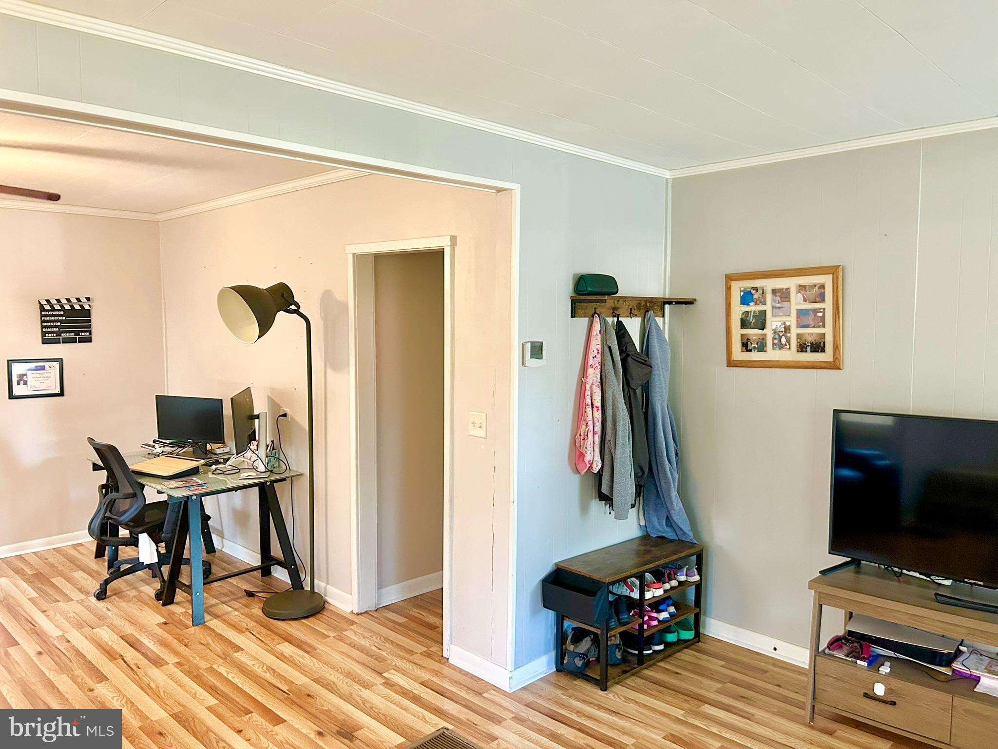EDGEWATER - Residential