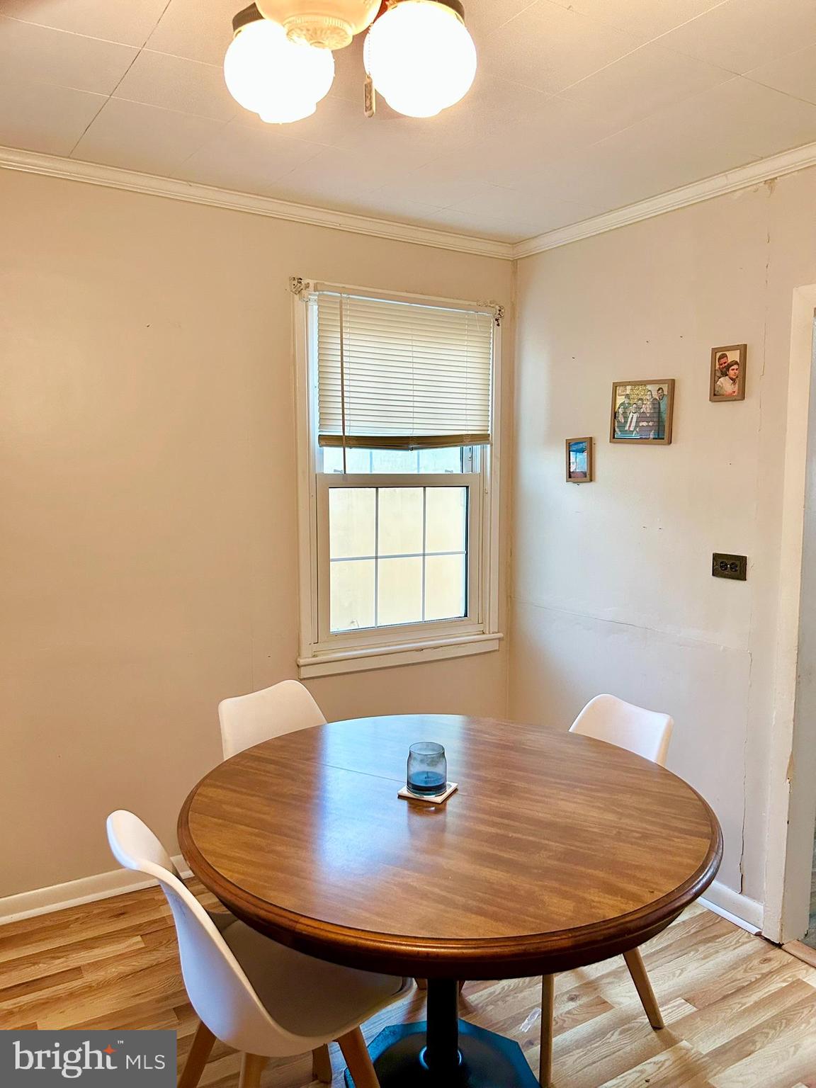 EDGEWATER - Residential