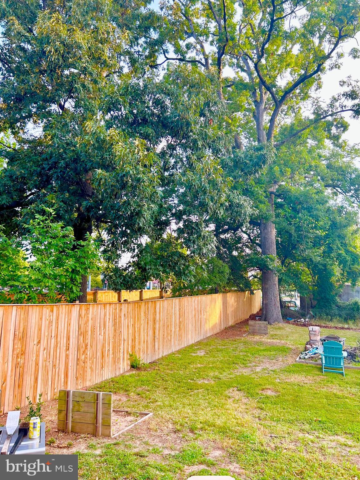 EDGEWATER - Residential