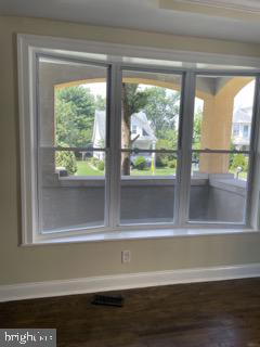 HAMILTON HILLS - Residential