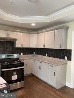 HAMILTON HILLS - Residential