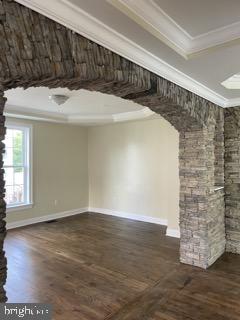 HAMILTON HILLS - Residential