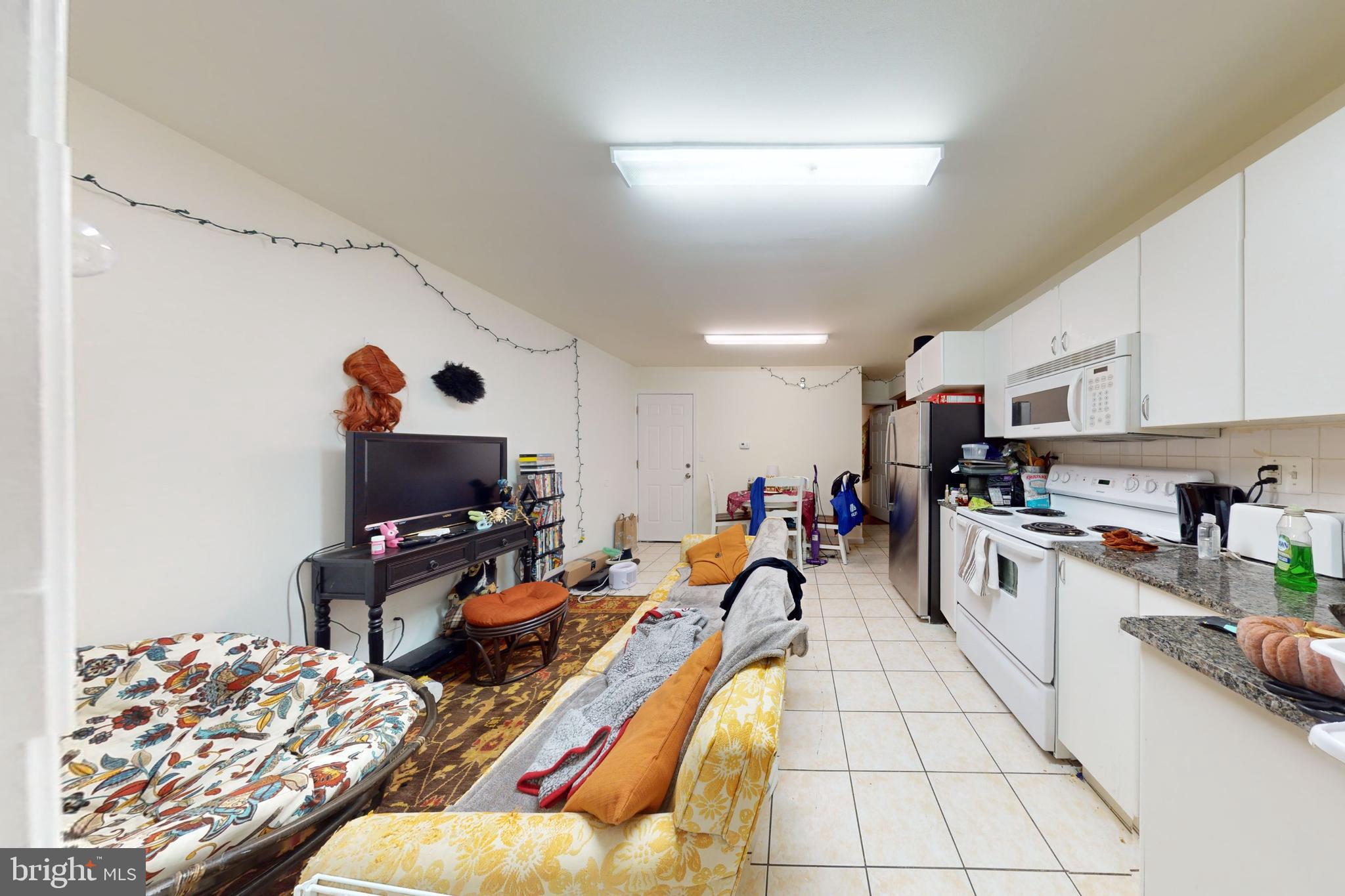 Step into this modern 2-bedroom, 2-bathroom unit designed for comfortable living. Both bedrooms are generously sized and include their own private bathrooms, making this an excellent option for roommates. The updated kitchen, stylish finishes, and prime location close to Temple University make this apartment a fantastic choice.