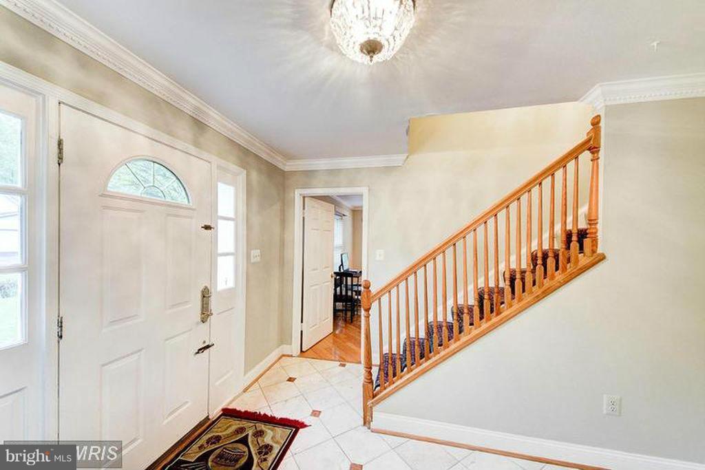 LANGLEY OAKS - Residential