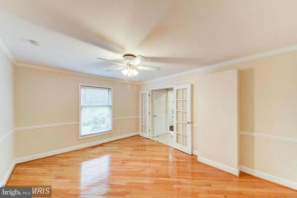 LANGLEY OAKS - Residential